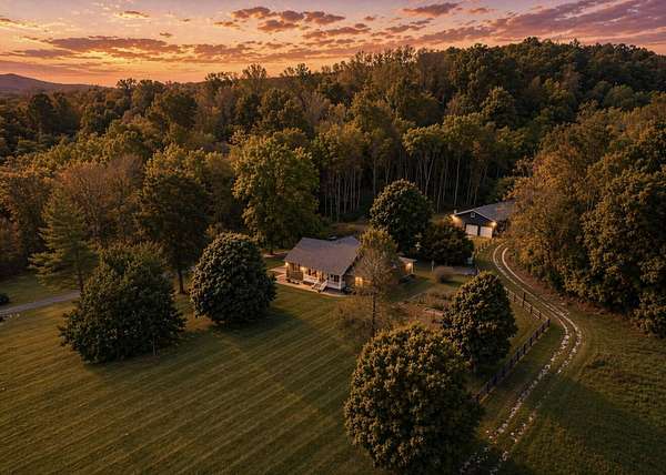 2.32 Acres of Land with Home for Sale in Parksville, Kentucky