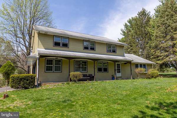 2.2 Acres of Land with Home for Sale in Kintnersville, Pennsylvania