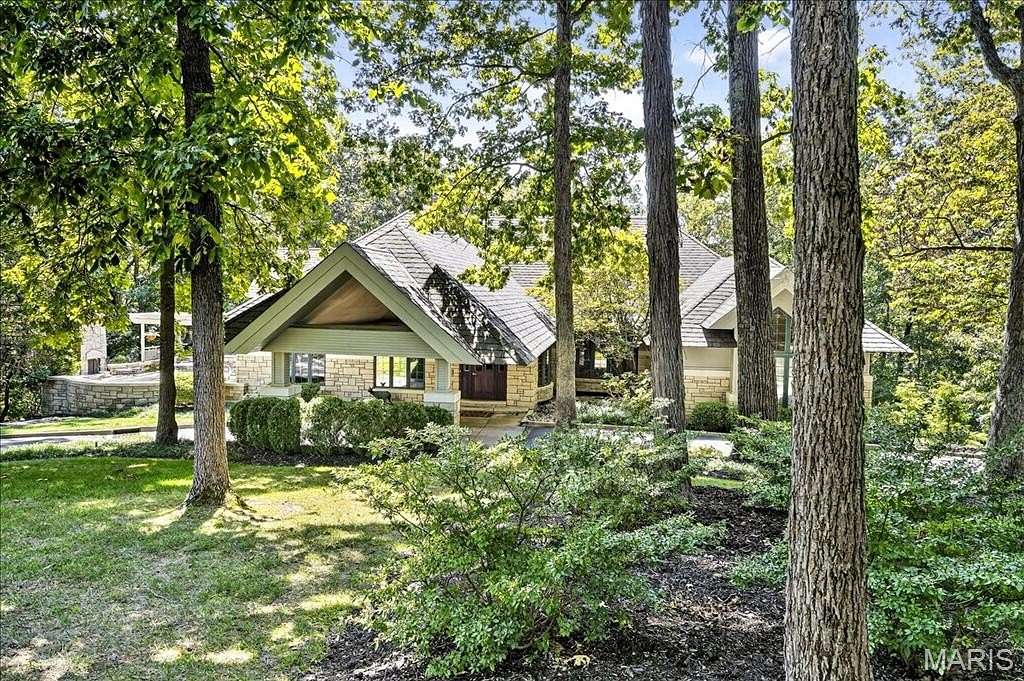 3.17 Acres of Land with Home for Sale in Chesterfield, Missouri