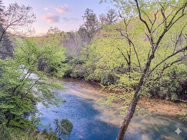 1 Acre of Residential Land for Sale in Ellijay, Georgia