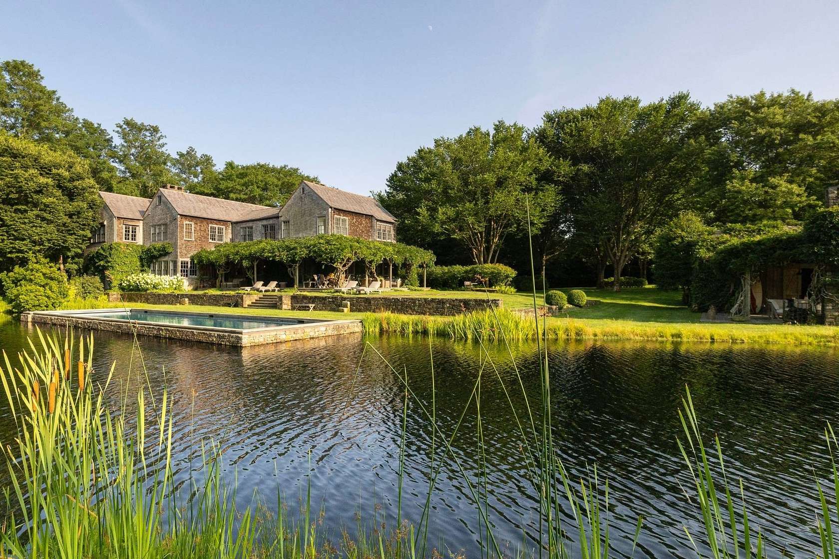 13.6 Acres of Land with Home for Sale in Bridgehampton, New York