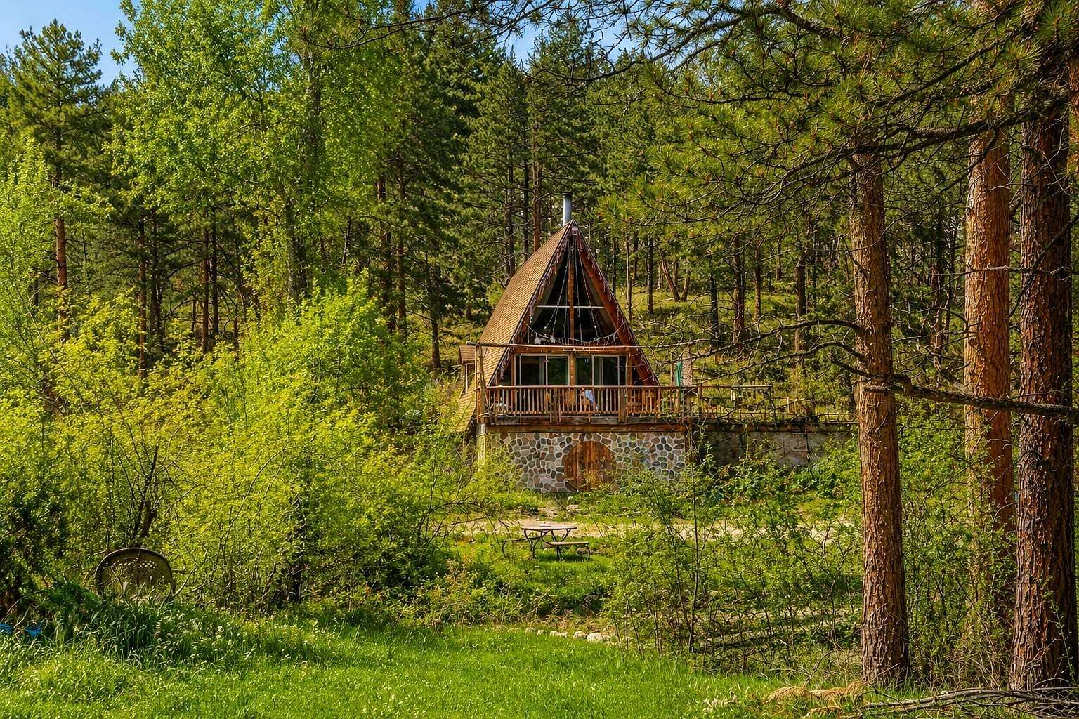 1.65 Acres of Land with Home for Sale in Drake, Colorado