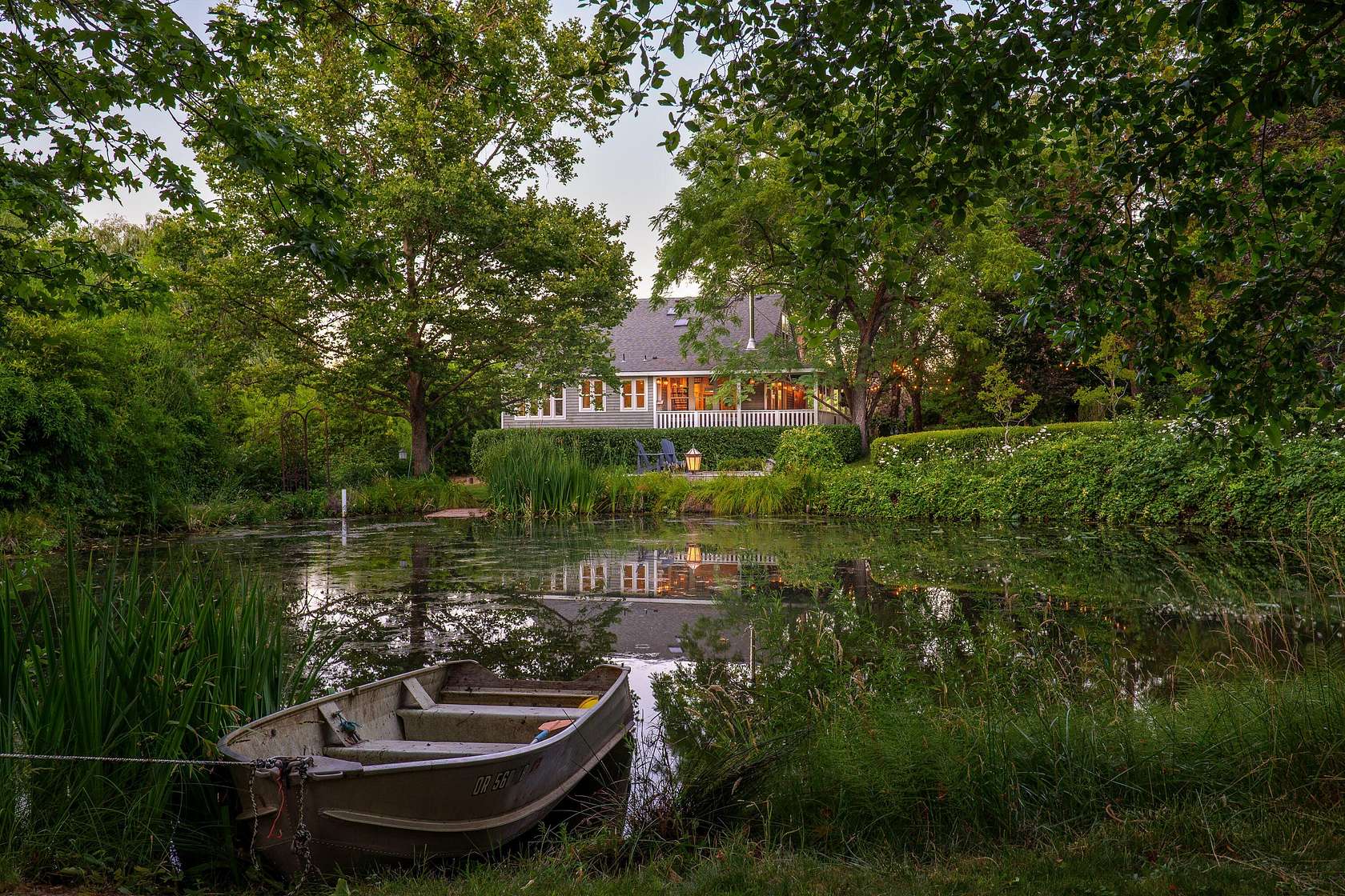 4.79 Acres of Land with Home for Sale in Grants Pass, Oregon