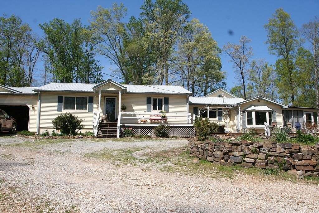 5.4 Acres of Land with Home for Sale in Springville, Tennessee