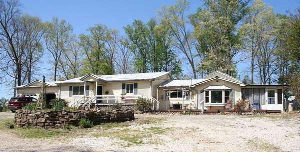 5.4 Acres of Land with Home for Sale in Springville, Tennessee