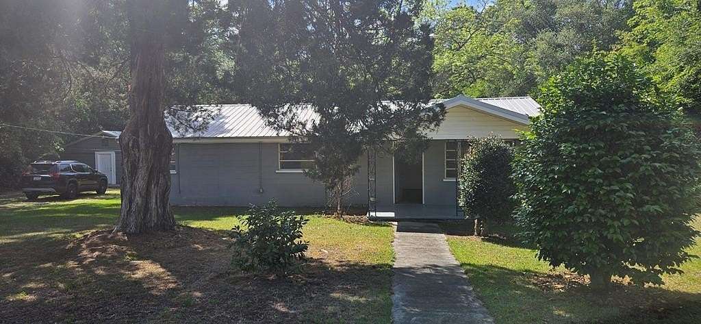 2.43 Acres of Land with Home for Sale in Cottonwood, Alabama