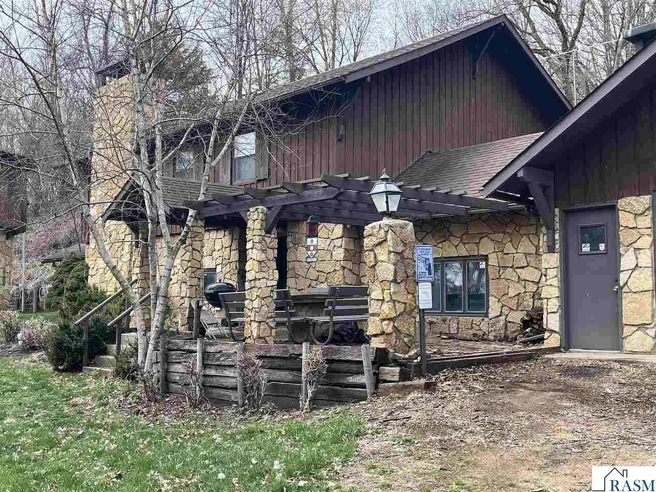 8.5 Acres of Land with Home for Sale in St. Peter, Minnesota