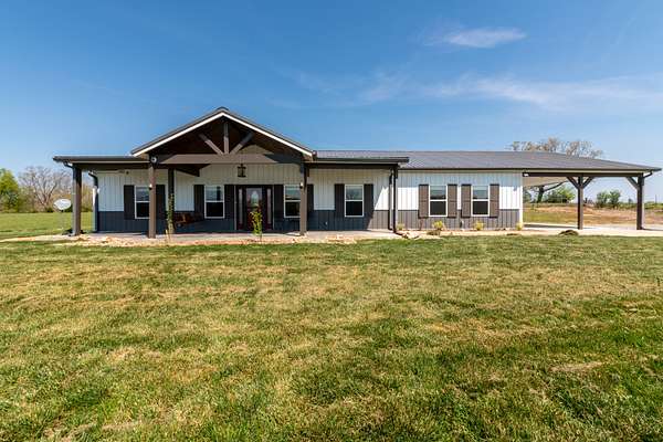 5.84 Acres of Land with Home for Sale in Dickson, Tennessee