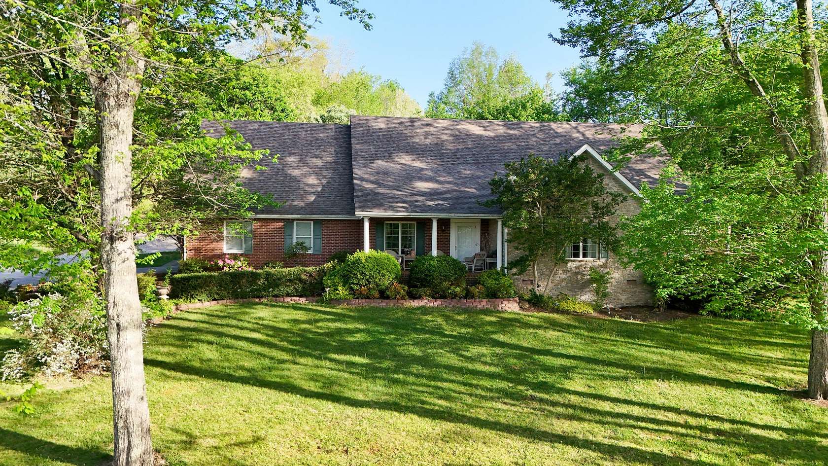 2.73 Acres of Land with Home for Sale in London, Kentucky