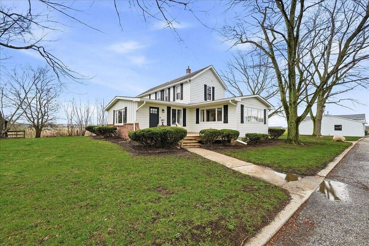 4.3 Acres of Land with Home for Sale in Crown Point, Indiana