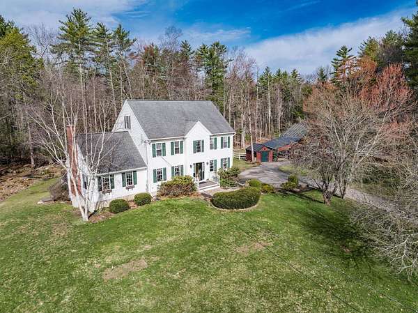 2 Acres of Land with Home for Sale in Brentwood, New Hampshire