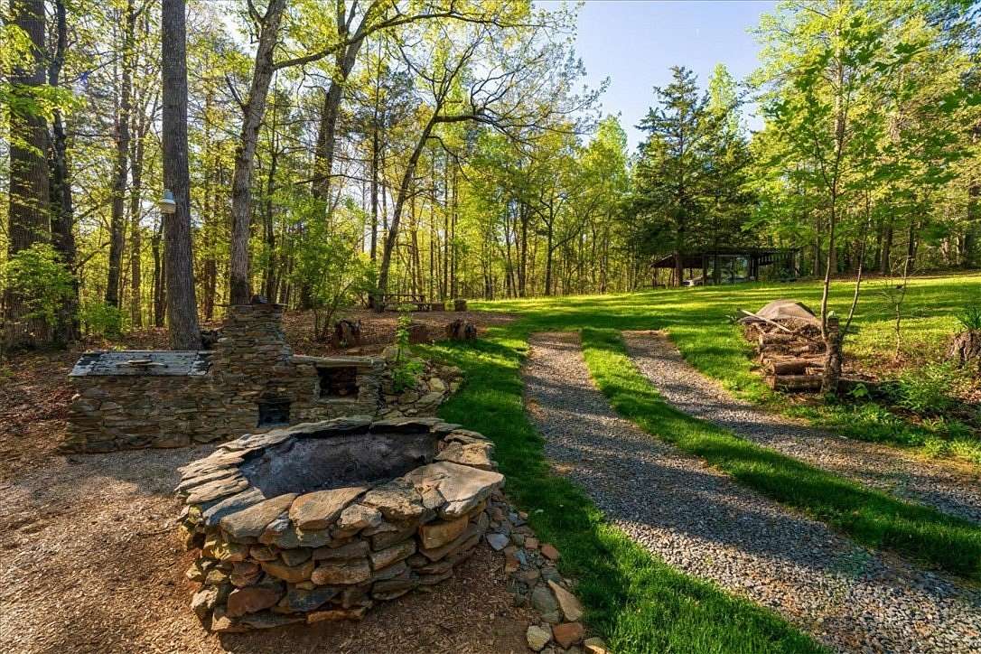 5.27 Acres of Land for Sale in Salem, South Carolina