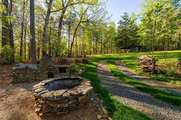 5.27 Acres of Land for Sale in Salem, South Carolina