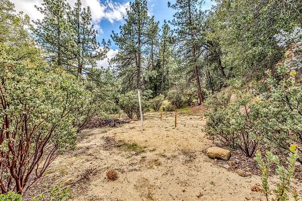 1.57 Acres of Residential Land for Sale in Idyllwild, California