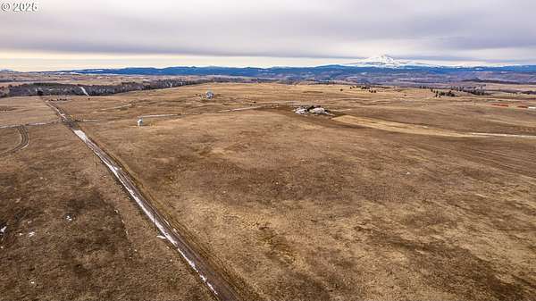 20 Acres of Land for Sale in Centerville, Washington