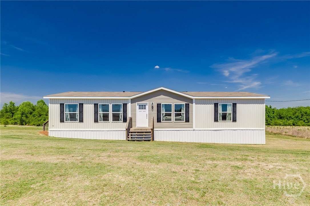 2.12 Acres of Land with Home for Sale in Cobbtown, Georgia