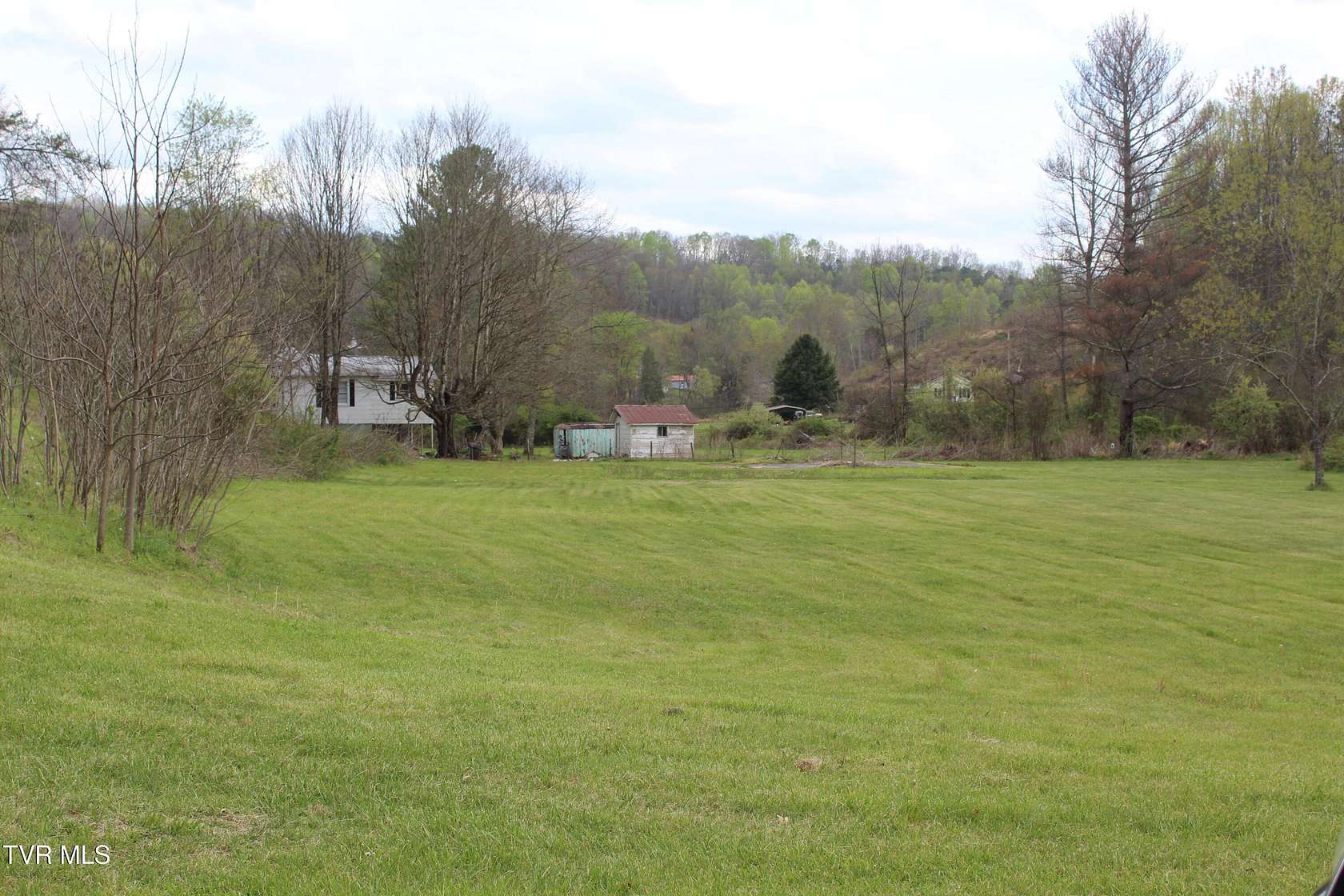 3.24 Acres of Residential Land for Sale in Keokee, Virginia