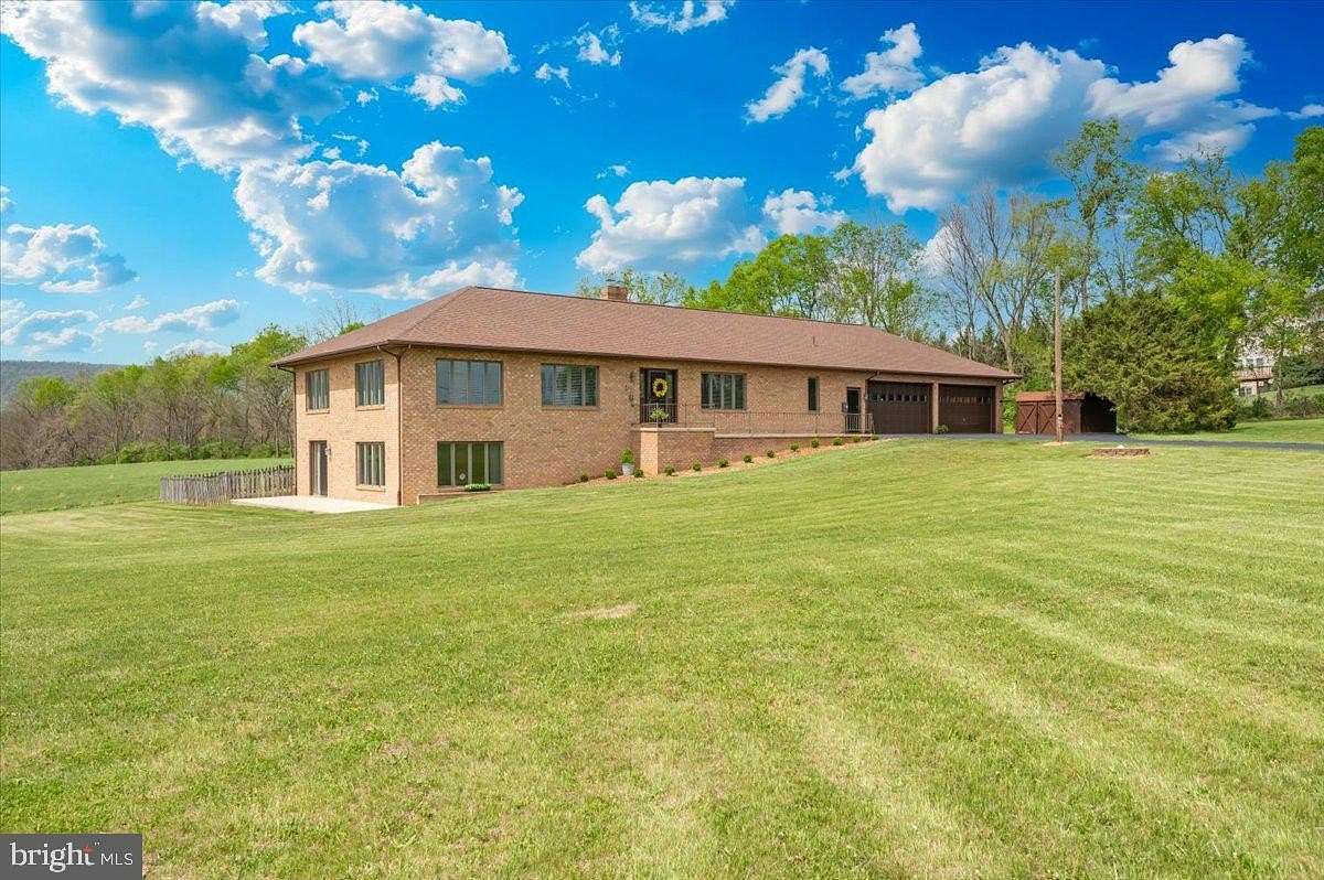 6 Acres of Land with Home for Sale in Jefferson, Maryland