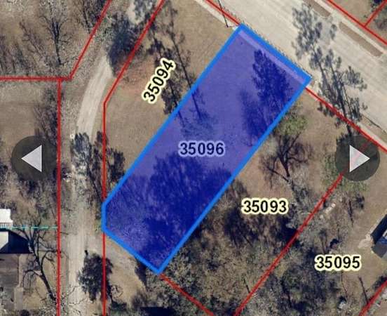 1.25 Acres of Residential Land for Sale in Beaumont, Texas