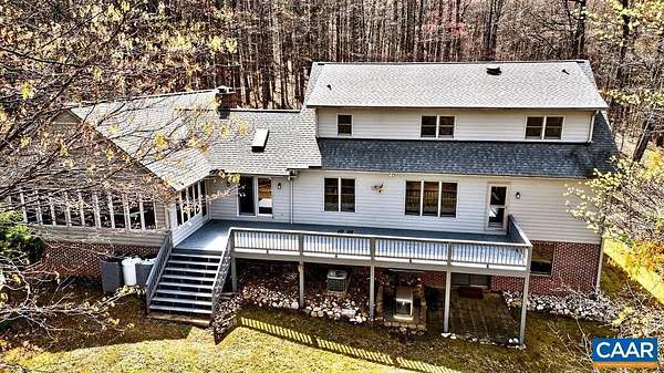 8 Acres of Land with Home for Sale in Roseland, Virginia