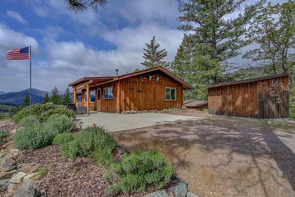 17.5 Acres of Land with Home for Sale in Fort Jones, California