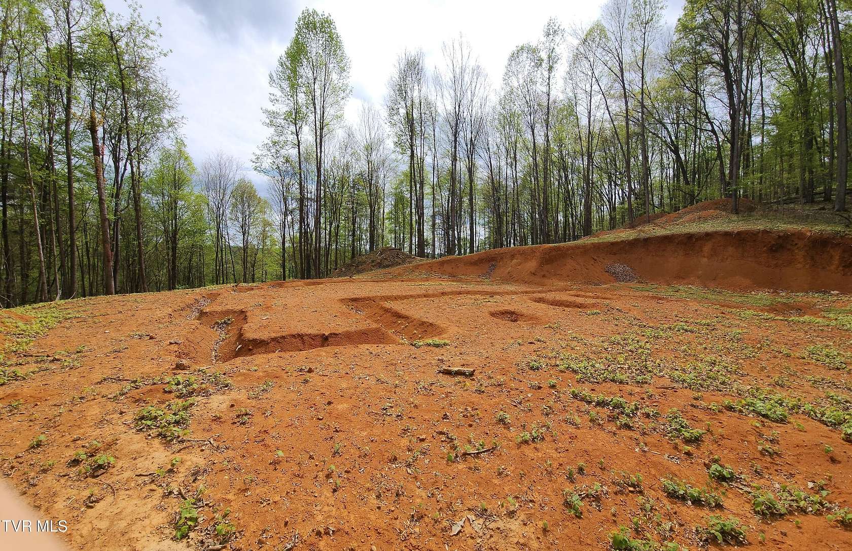 4 Acres of Residential Land for Sale in Blountville, Tennessee