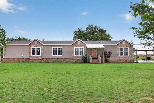 2.14 Acres of Land with Home for Sale in Sayre, Oklahoma