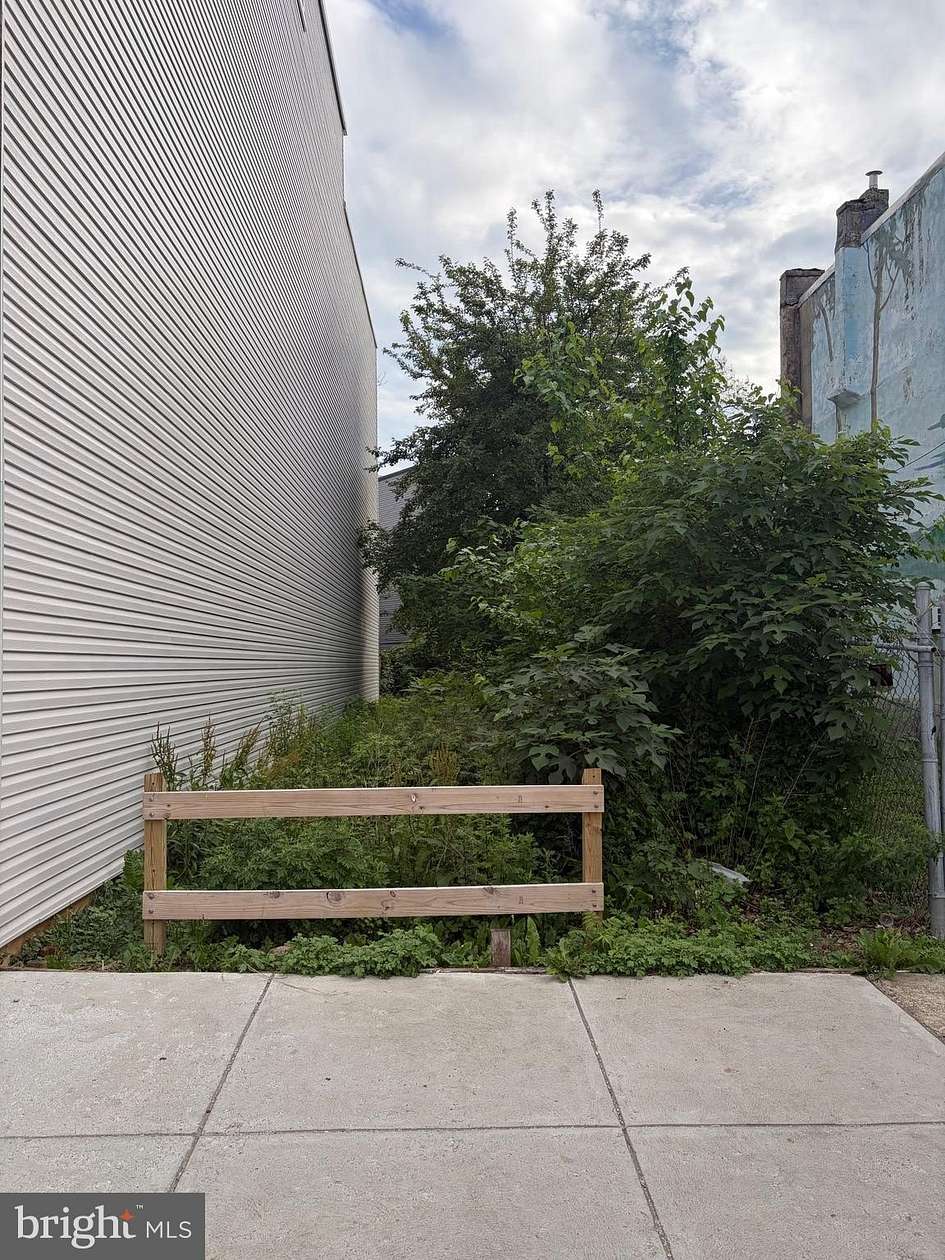 0.05 Acres of Land for Sale in Philadelphia, Pennsylvania