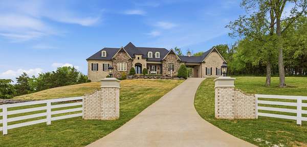 5 Acres of Land with Home for Sale in Thompson's Station, Tennessee