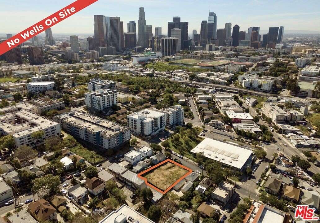 0.28 Acres of Residential Land for Sale in Los Angeles, California