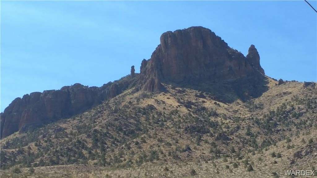 2.14 Acres of Residential Land for Sale in Dolan Springs, Arizona