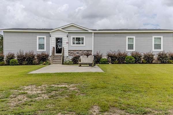 12 Acres of Land with Home for Sale in Naylor, Georgia