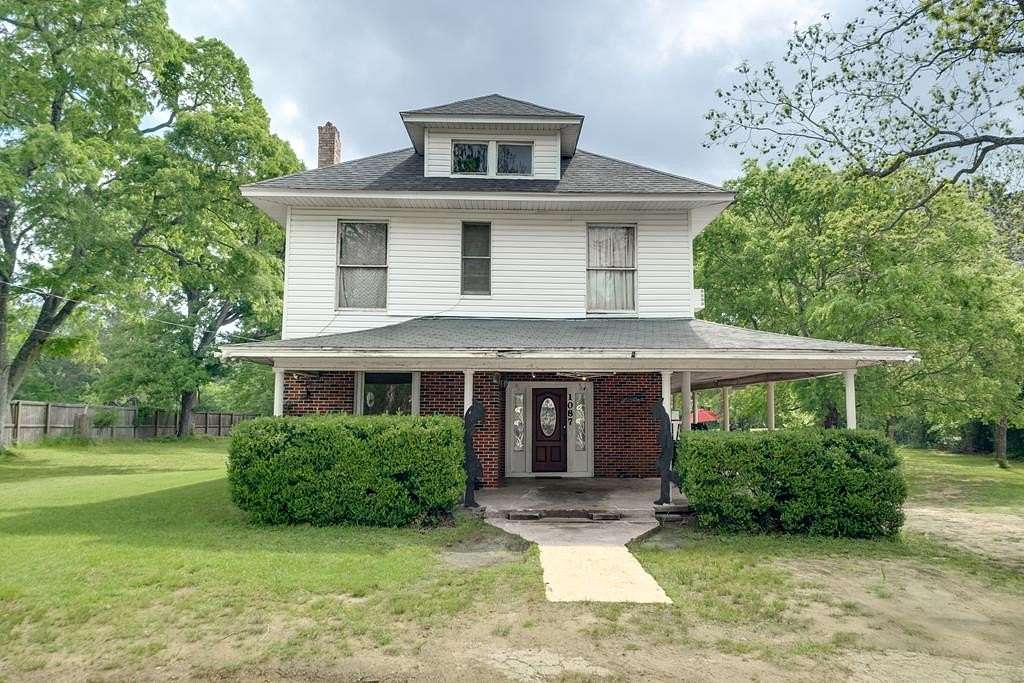 2.2 Acres of Land with Home for Sale in Rusk, Texas