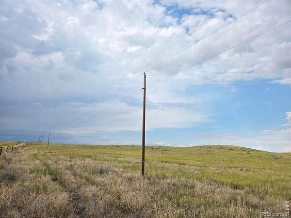 39.9 Acres of Land for Sale in Fort Morgan, Colorado
