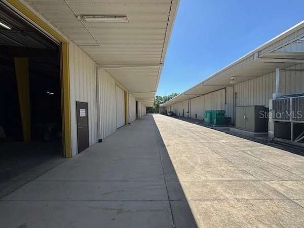 14 Acres of Improved Mixed-Use Land for Lease in Brooksville, Florida