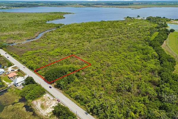 0.87 Acres of Residential Land for Sale in Auburndale, Florida