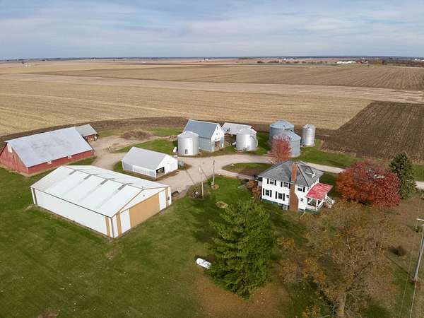 4.1 Acres of Land with Home for Sale in Sparland, Illinois