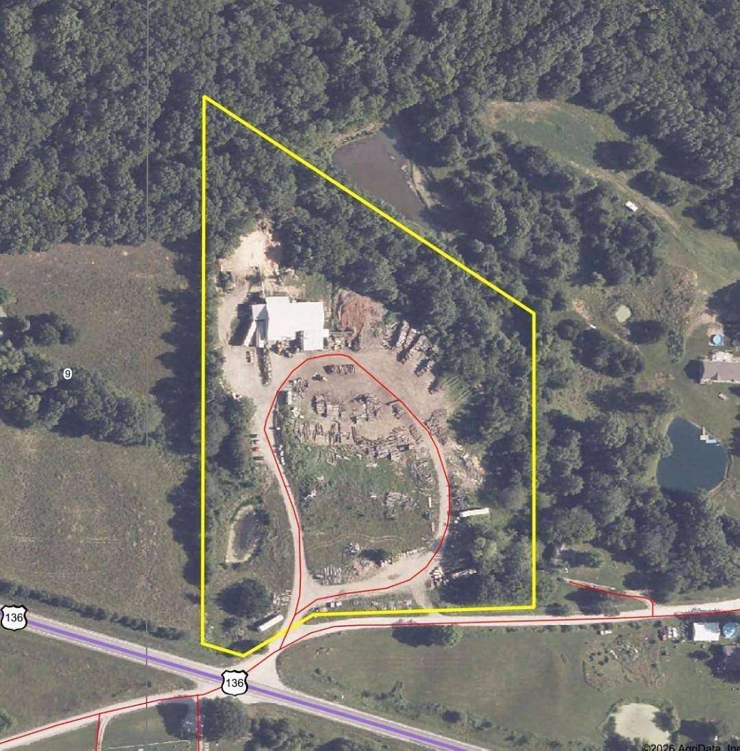 9 Acres of Commercial Land for Sale in Luray, Missouri
