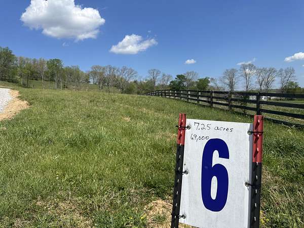 7.25 Acres of Land for Sale in East Bernstadt, Kentucky