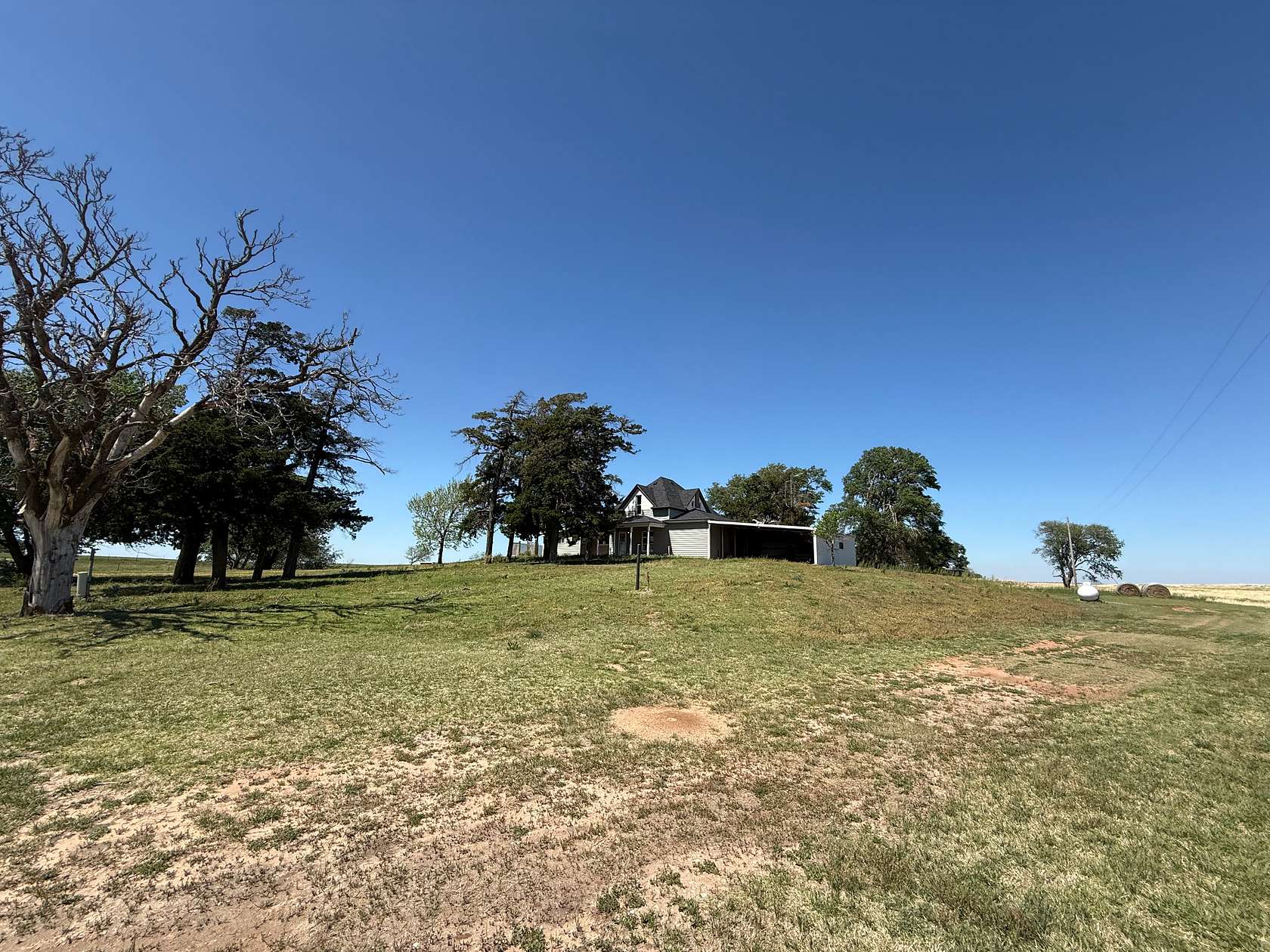10 Acres of Land with Home for Sale in Carmen, Oklahoma