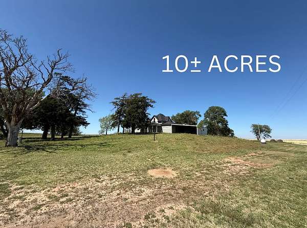 10 Acres of Land with Home for Sale in Carmen, Oklahoma