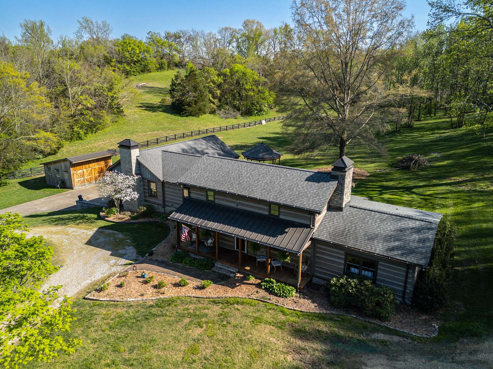 6.33 Acres of Land with Home for Sale in Franklin, Tennessee