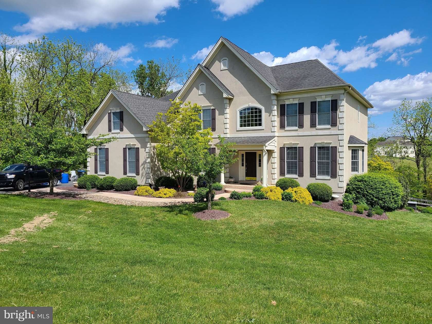 4.56 Acres of Land with Home for Sale in Hamilton, Virginia