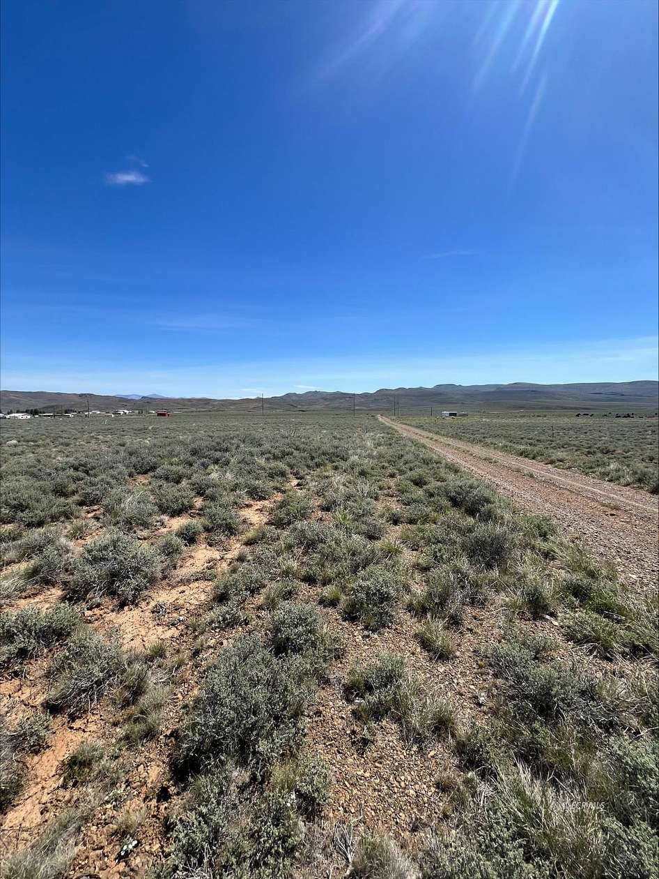 1 Acre of Land for Sale in Elko, Nevada