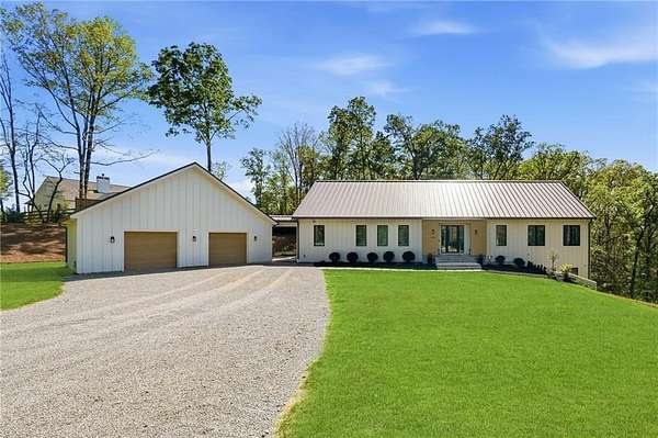 16.7 Acres of Recreational Land with Home for Sale in Canton, Georgia