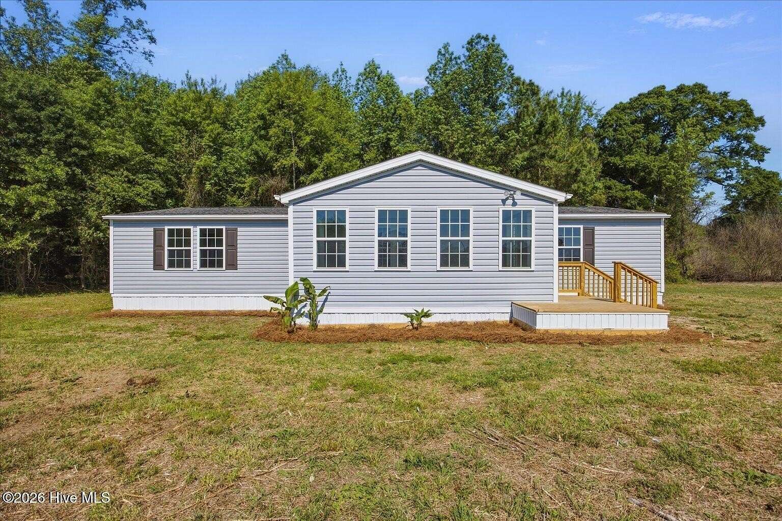 16.2 Acres of Land with Home for Sale in Warsaw, North Carolina