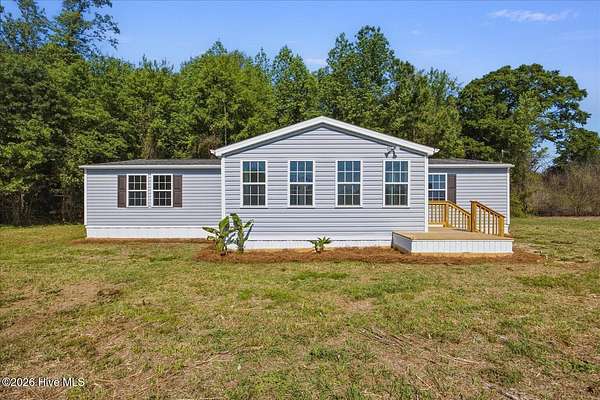 16.2 Acres of Land with Home for Sale in Warsaw, North Carolina