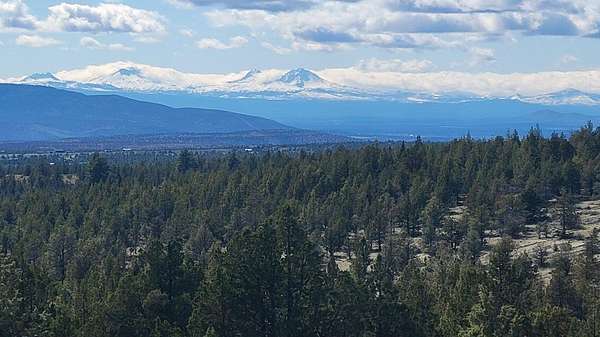5 Acres of Land for Sale in Prineville, Oregon