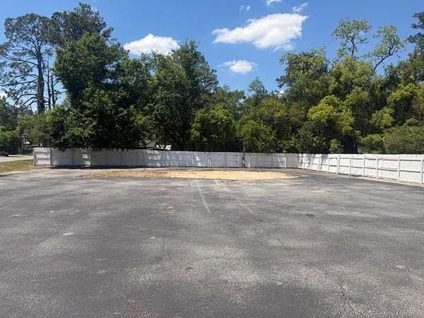0.42 Acres of Commercial Land for Sale in Valdosta, Georgia