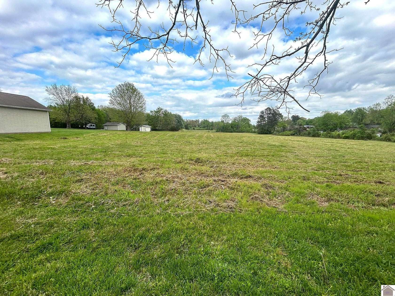 2.82 Acres of Land for Sale in Princeton, Kentucky